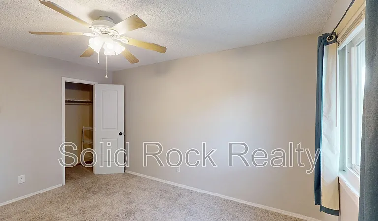 1297 Vondelpark Dr — Photo 10