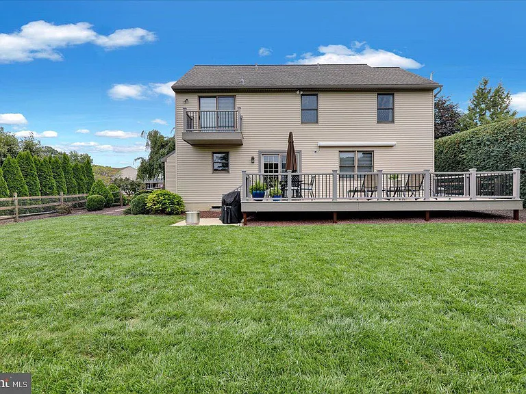 4324 Glenside Dr — Photo 22
