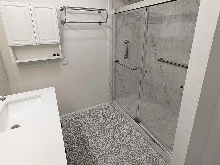 12 Leisure World — Photo 14