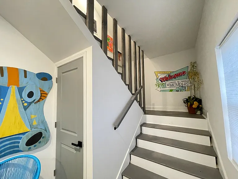 2462 Hale Ave — Photo 4
