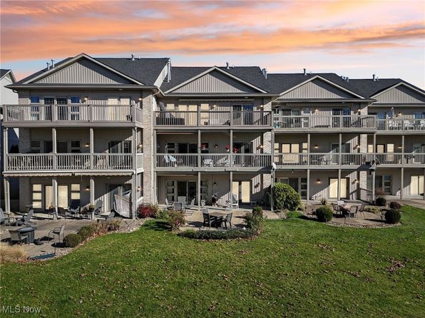 546 Bayshore Blvd, Lake Milton, OH 44429