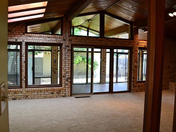 3rd image of 2021 N Vega Ct