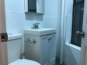 Rented by Chartwell Manhattan Realty