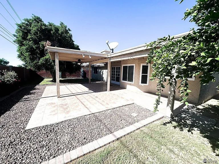 3555 W 15th Ln — Photo 28