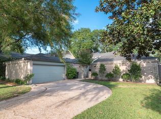 10815 Albury Dr, Houston, TX 77096