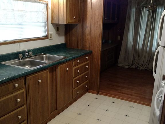 3rd image of 1010 E Bobier Dr Space 114