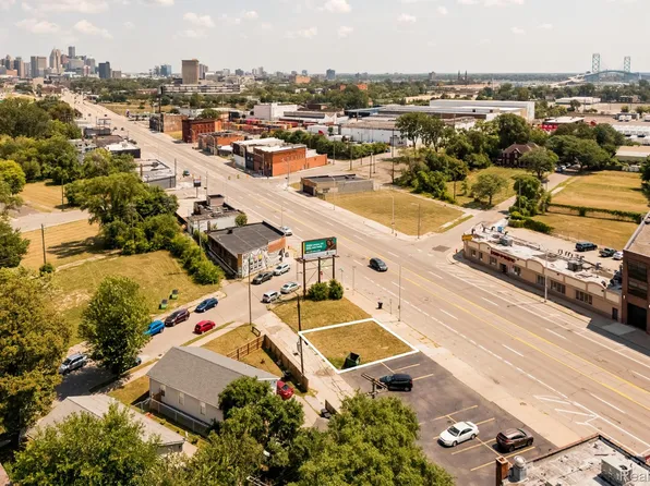 3620 Michigan Ave, Detroit, MI 48216