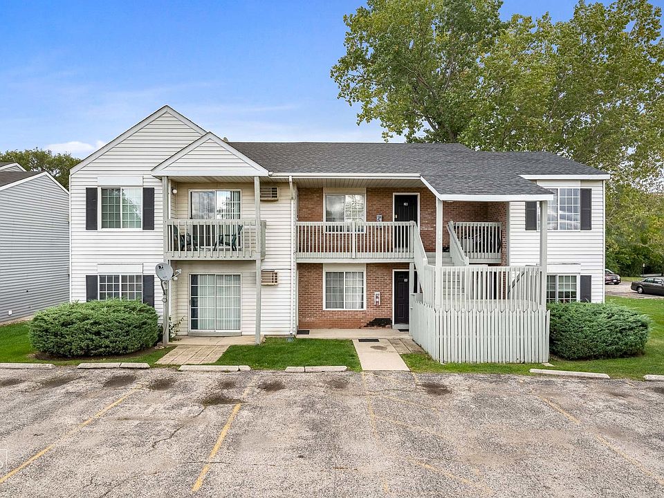 1st image of 645 Swan Dr