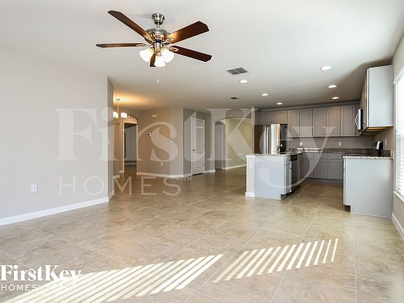 3rd image of 466 Earhart Dr
