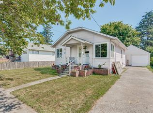 1064 8th Ave, Longview, WA 98632