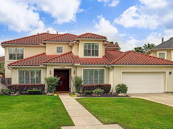 3rd image of 2206 Summerblossom Ln