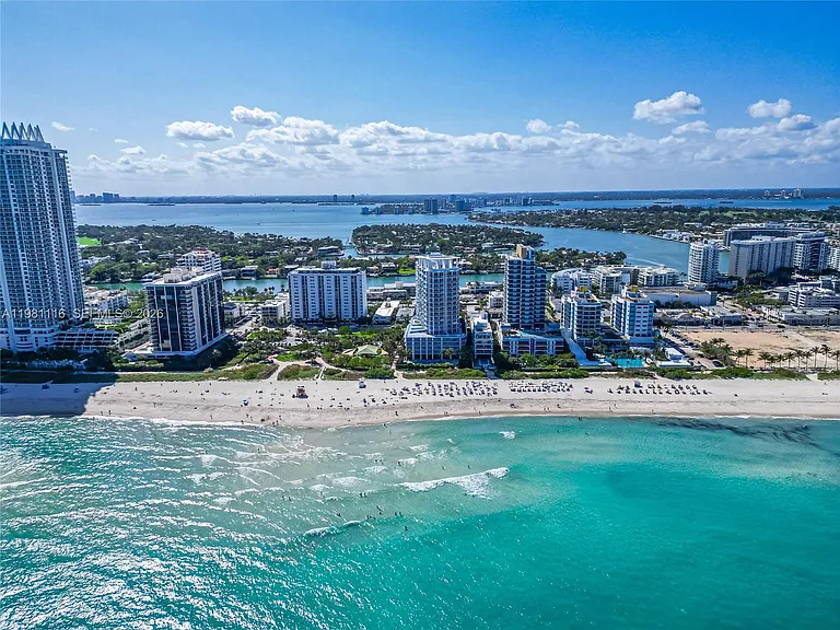 Collins Ave — Photo 17
