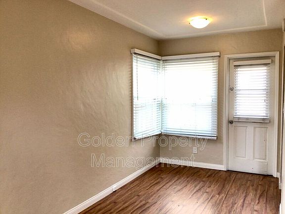 3rd image of 4653 North Ave