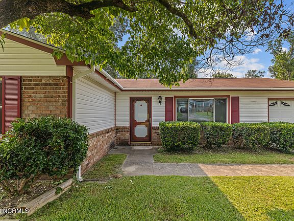 2nd image of 621 Duke Court