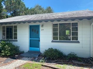 254 Garden Ln, Sarasota, FL 34242