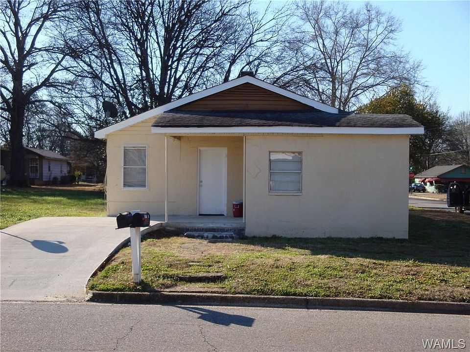 1st image of 2735 23rd St