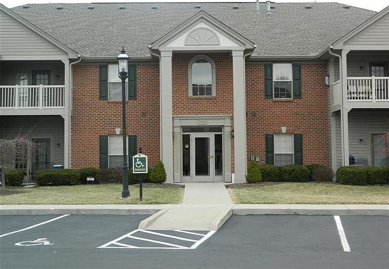1st image of 7990 Pinnacle Point Dr APT 201
