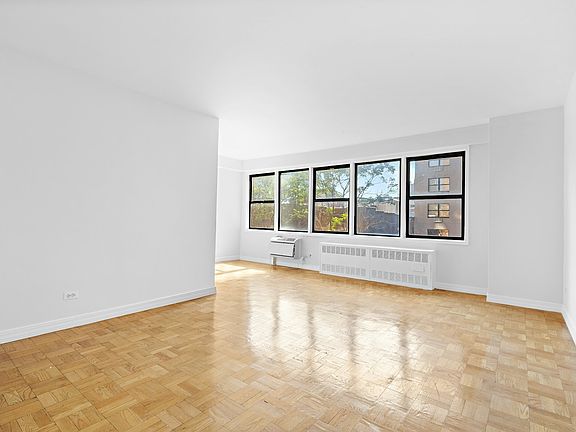 3rd image of 200 E 15th St APT 7O