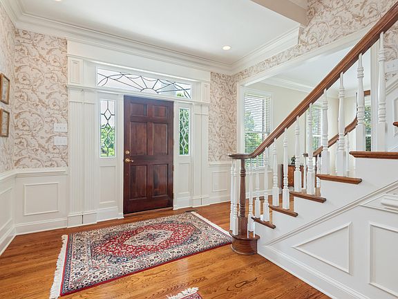 5th image of 2718 Hawk Haven Ln