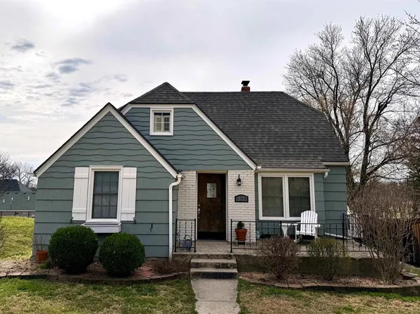 417 Columbia St, Council Grove, KS 66846