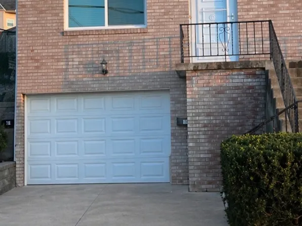 109 Claus Ave, Pittsburgh, PA 15227