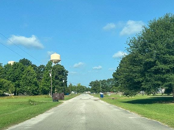 5th image of 220 County Road 2234 #1