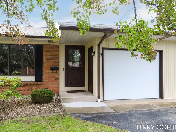 52 Old Mill Dr Unit 5, Holland, MI 49423
