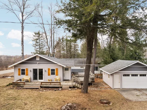 103 Poplar Ct, Cadillac, MI 49601