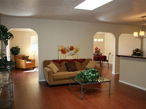 5th image of 5210 College Heights Dr NW