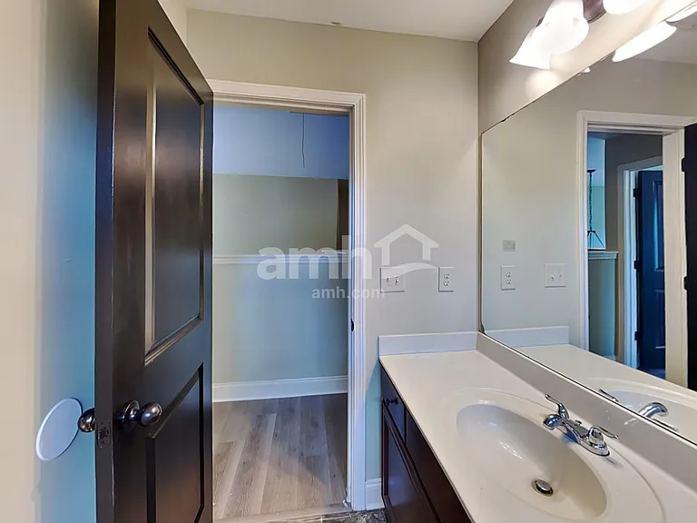 250 Randy Rd — Photo 19