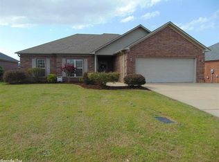 1695 Hosta, Conway, AR 72034
