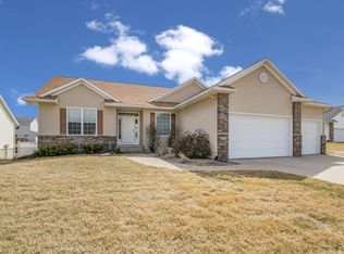 515 Partridge Ct, Marion, IA 52302