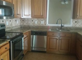 204 Jamestown Ct, Centerville, GA 31028