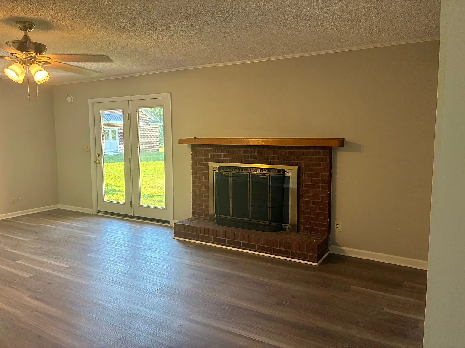 3 bed, 1848 sqft, $1,800 — Photo 4