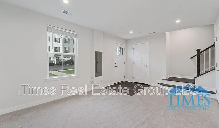 416 Paperbark Sq — Photo 23