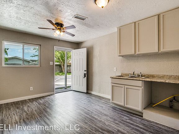 2nd image of 4820 Oak Ave APT 13