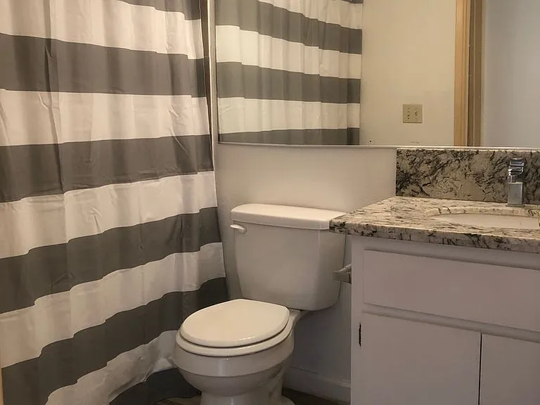 2905 Niagra St #171 — Photo 9