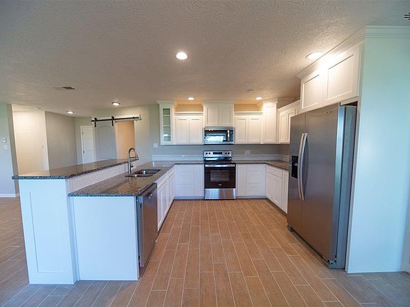 4th image of 317 Remuda Dr