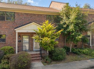 105 Fidelity St APT B9, Carrboro, NC 27510