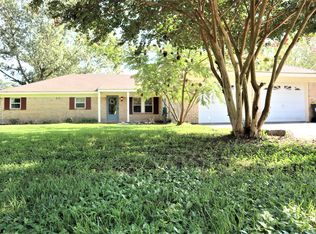 117 Vincent Dr, Moyock, NC 27958