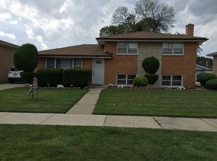 7730 S Oconto Ave, Bridgeview, IL 60455