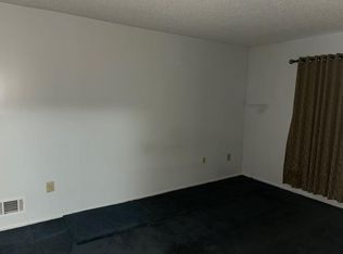 4 Clay St, North Brunswick, NJ 08902