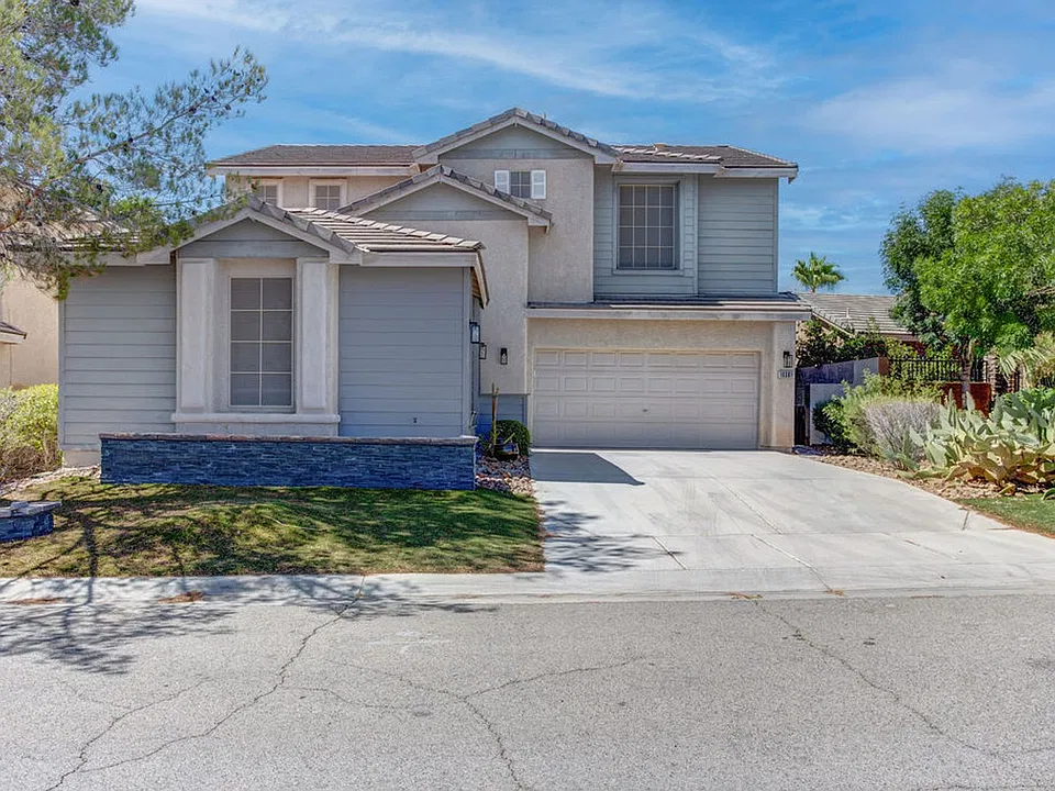 10381 Walking View Ct