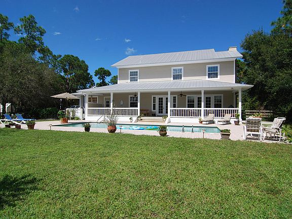 3rd image of 4560 SW Laurel Oak Ter