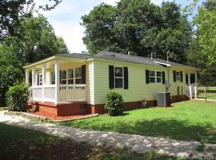 1292 Riverside Rd, Lancaster, SC 29720