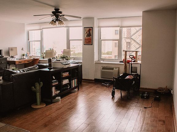3rd image of 4250 N Marine Dr APT 1330