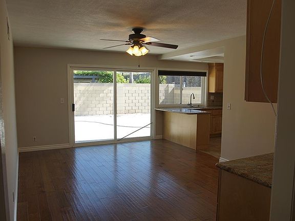 3rd image of 3520 Daffodil Cir