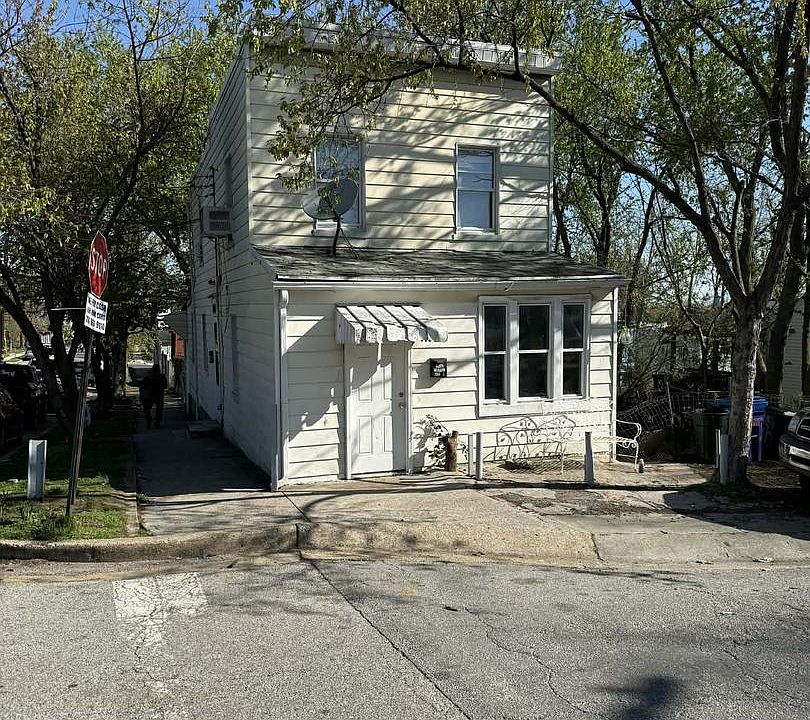 1st image of 1500 Locust St