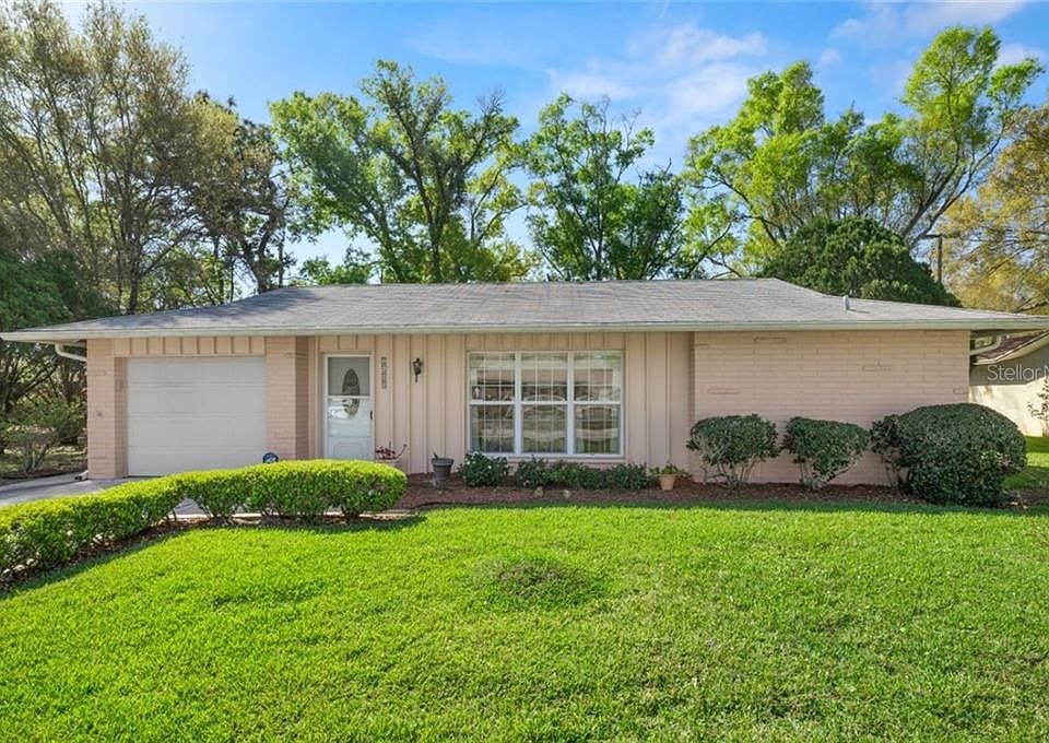 1st image of 2408 Lighthouse Dr