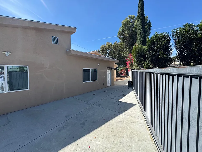 16659 Nordhoff St — Photo 9